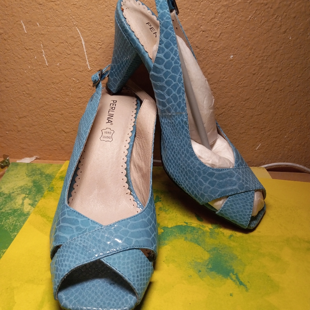 Perlina Womens 8.5 B Palace Blue  snake print Strap Peep Toe 3.5" Heels Shoes